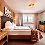 Hotel Urbisgut 4*