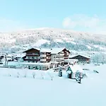 Urbisgut Hotel 4*