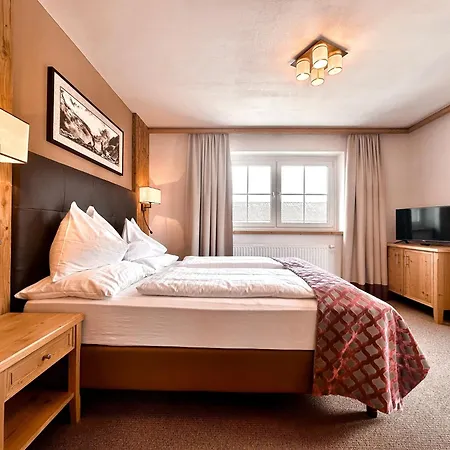 Hotel Urbisgut 4*