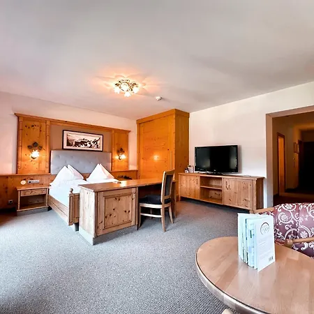 Urbisgut Hotel 4*