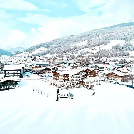 酒店 乌尔比斯古特酒店 4*