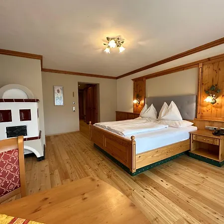 酒店 乌尔比斯古特酒店 阿尔滕马克特蓬高