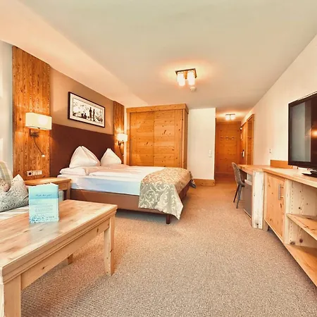 Hotel Urbisgut 4*