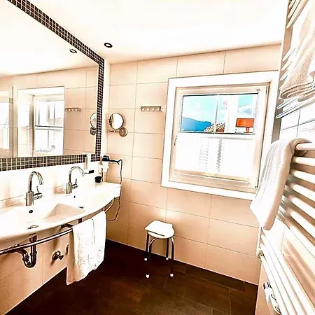 Urbisgut Hotel 4*