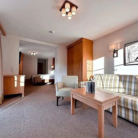 Urbisgut 4*